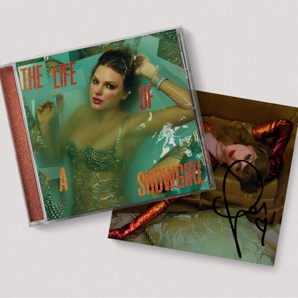 *SIGNED*, sealed, The Life of a Showgirl
CD Taylor Swift. Autographed photo #2